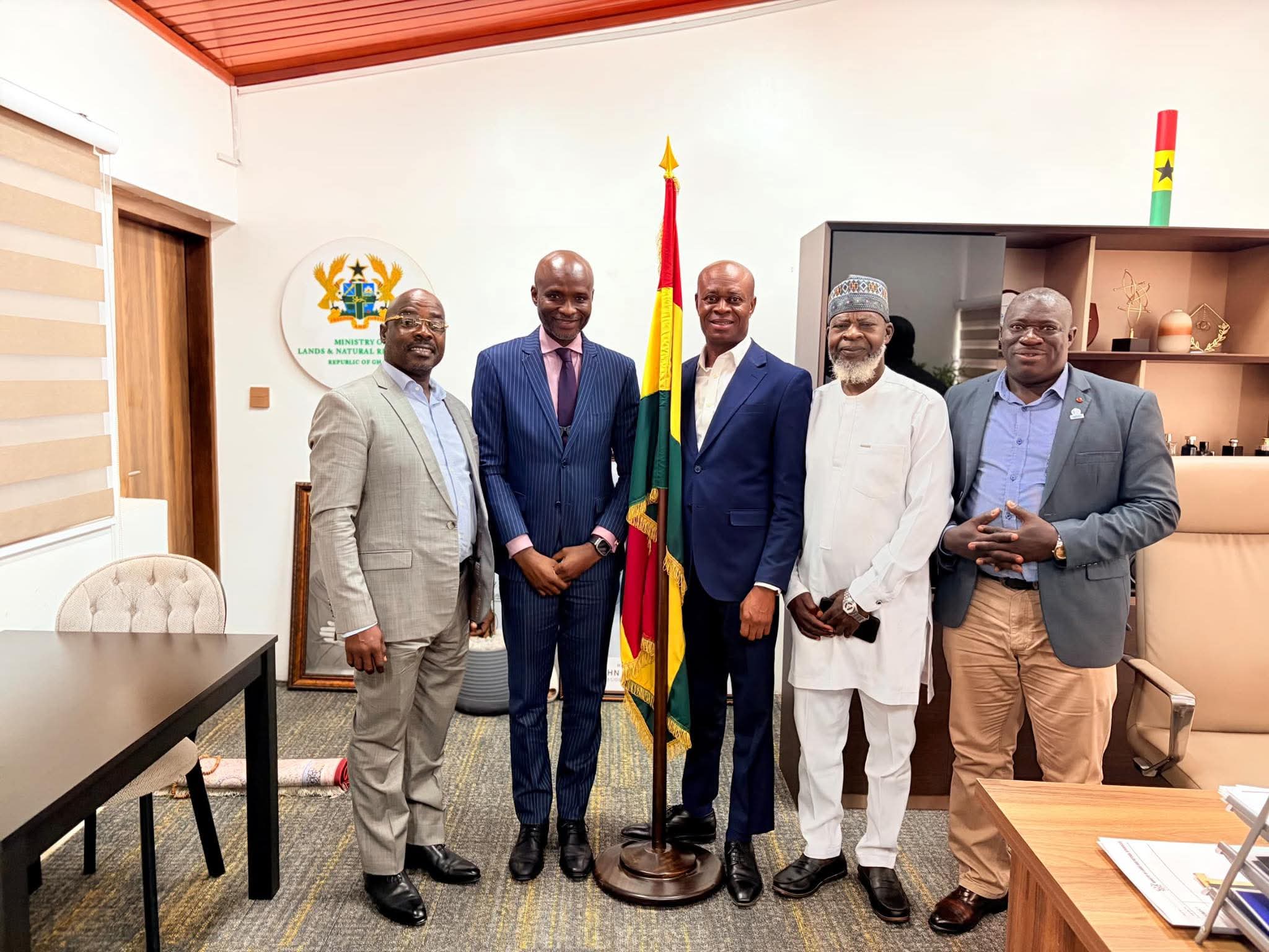 Bole-Bamboi MP Hosts Kamara Leaders, Pledges Support for Laribanga Development