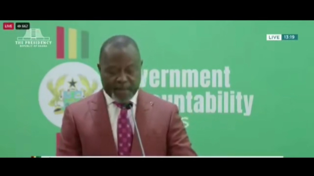 Government Backs 5-Year Presidential Term and Lowers Minimum Age to 35