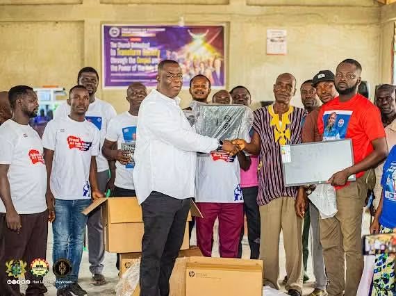 MP FOR TWIFO HEMANG LOWER DENKYIRA DONATES COMPUTERS TO BEKAWOPA SCHOOL, INSPECTS PROJECTS