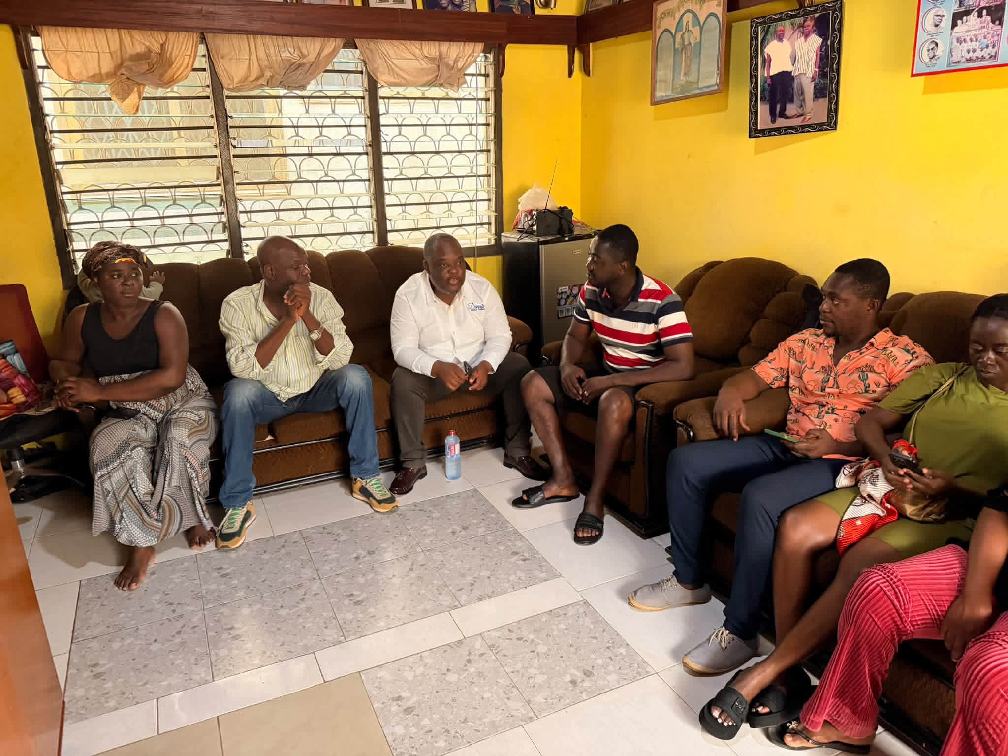Dennis Amfo Sefah Preaches Unity In Tema West, Visits Neglected Party Patriot