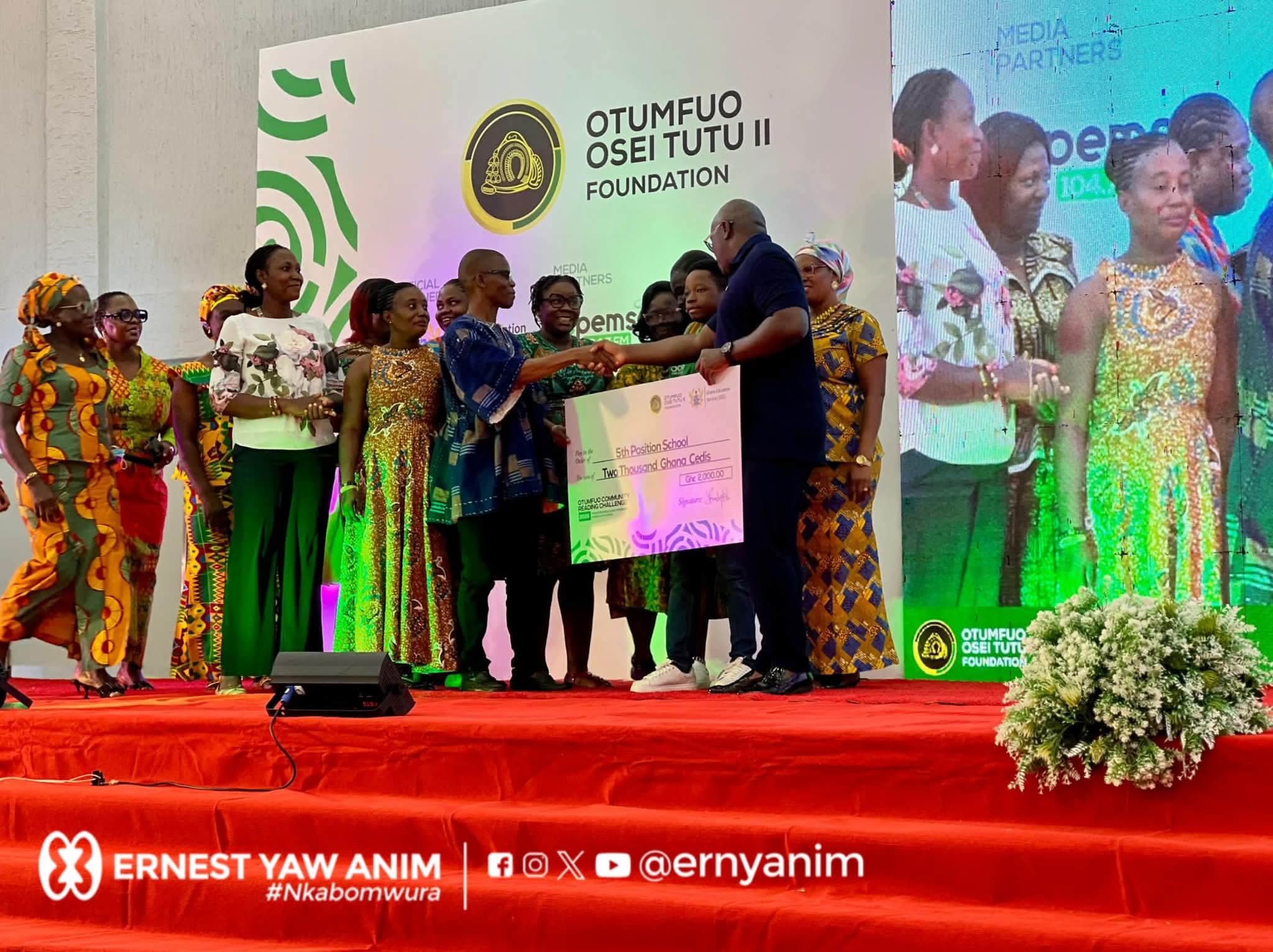 Otumfuo Reading Challenge: Ernest Yaw Anim Supports Kumawu Representative At Manhyia Palace